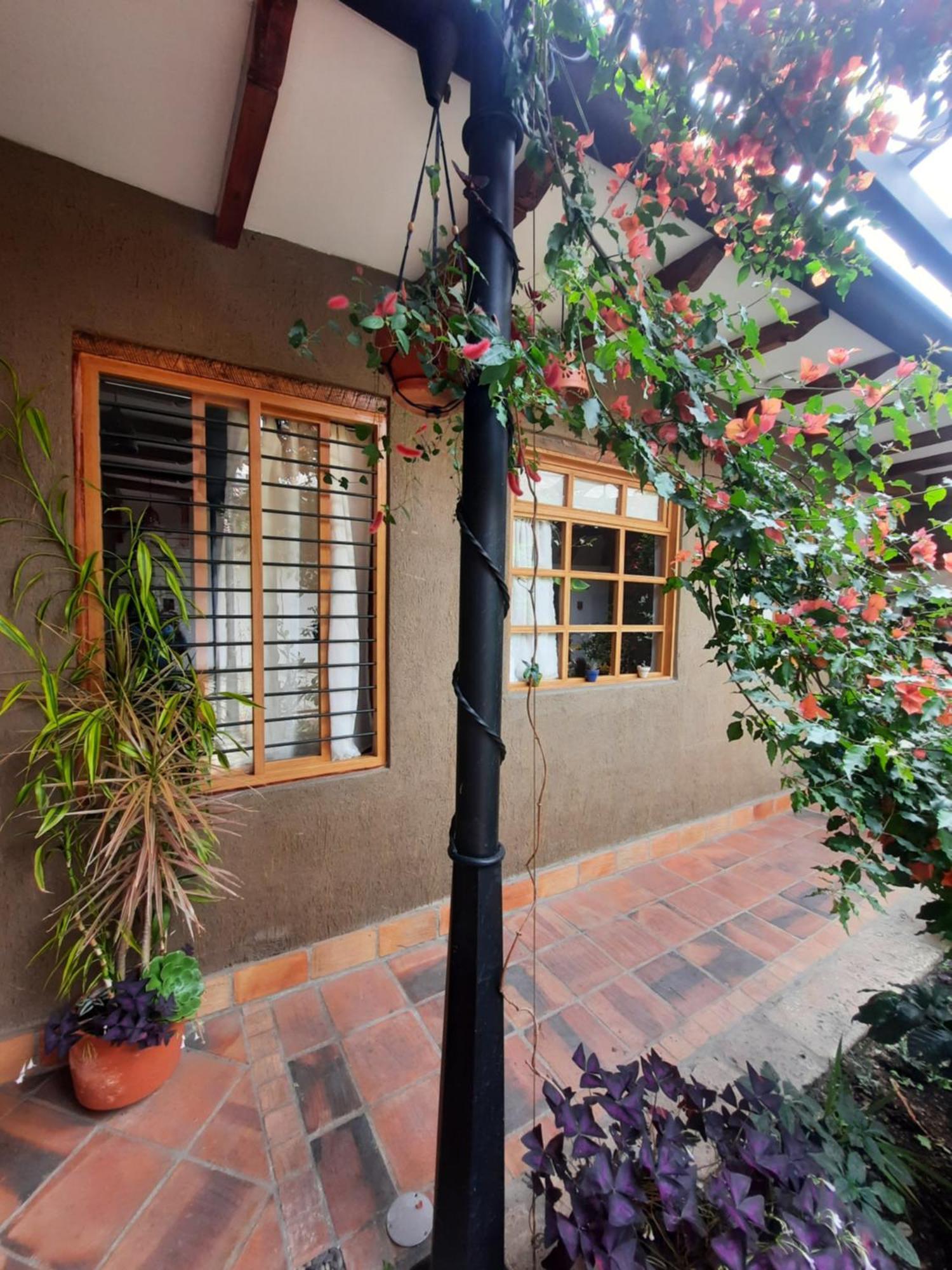 Hostal Suite Le Fabrique Cuenca Exterior foto